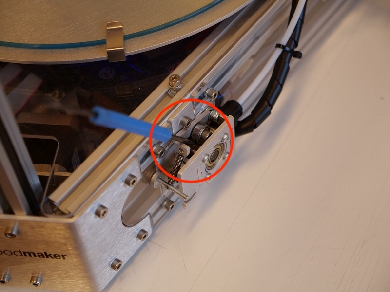 cleaning_extruder_gear_web.jpg cleaning_extruder_gear_web.jpg